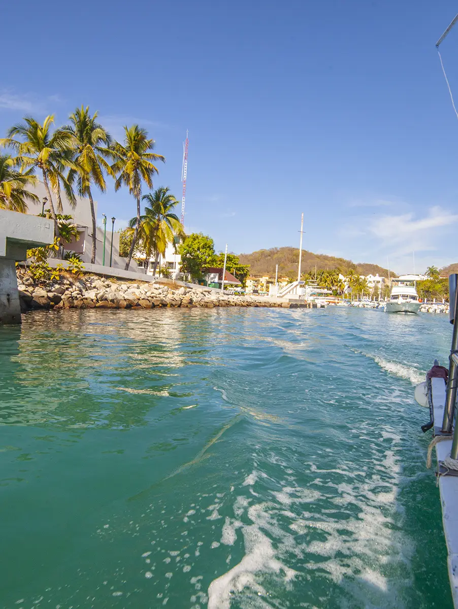 Boat route through the bays of Huatulco